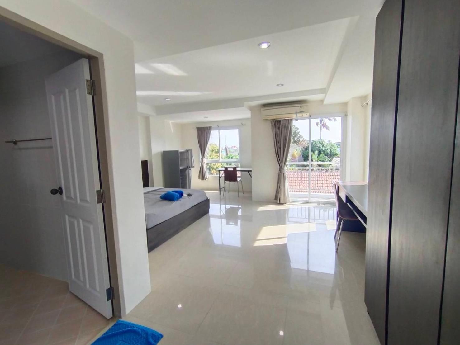 The Precious Aparthotel Hua Hin Exterior photo