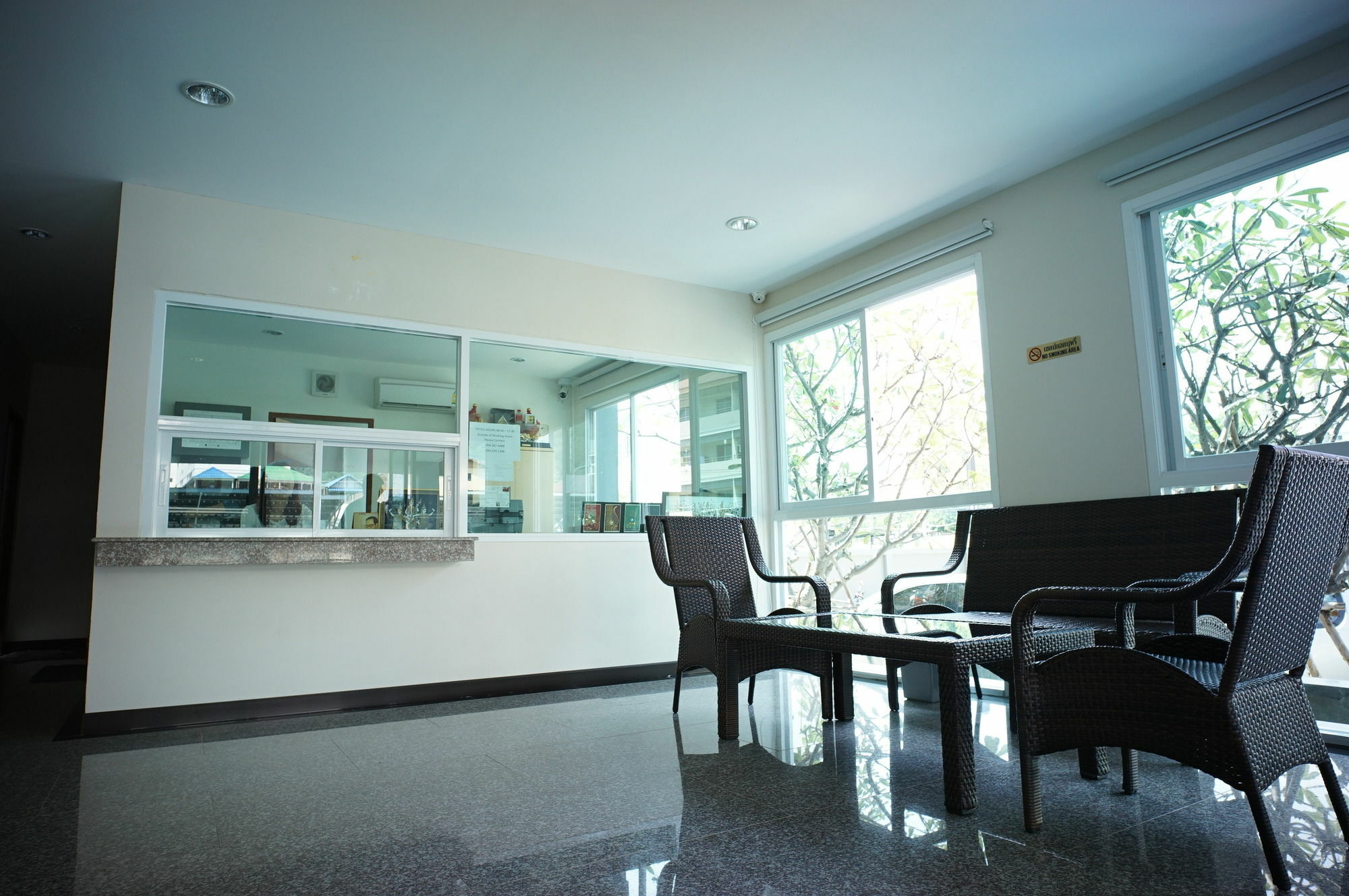 The Precious Aparthotel Hua Hin Exterior photo