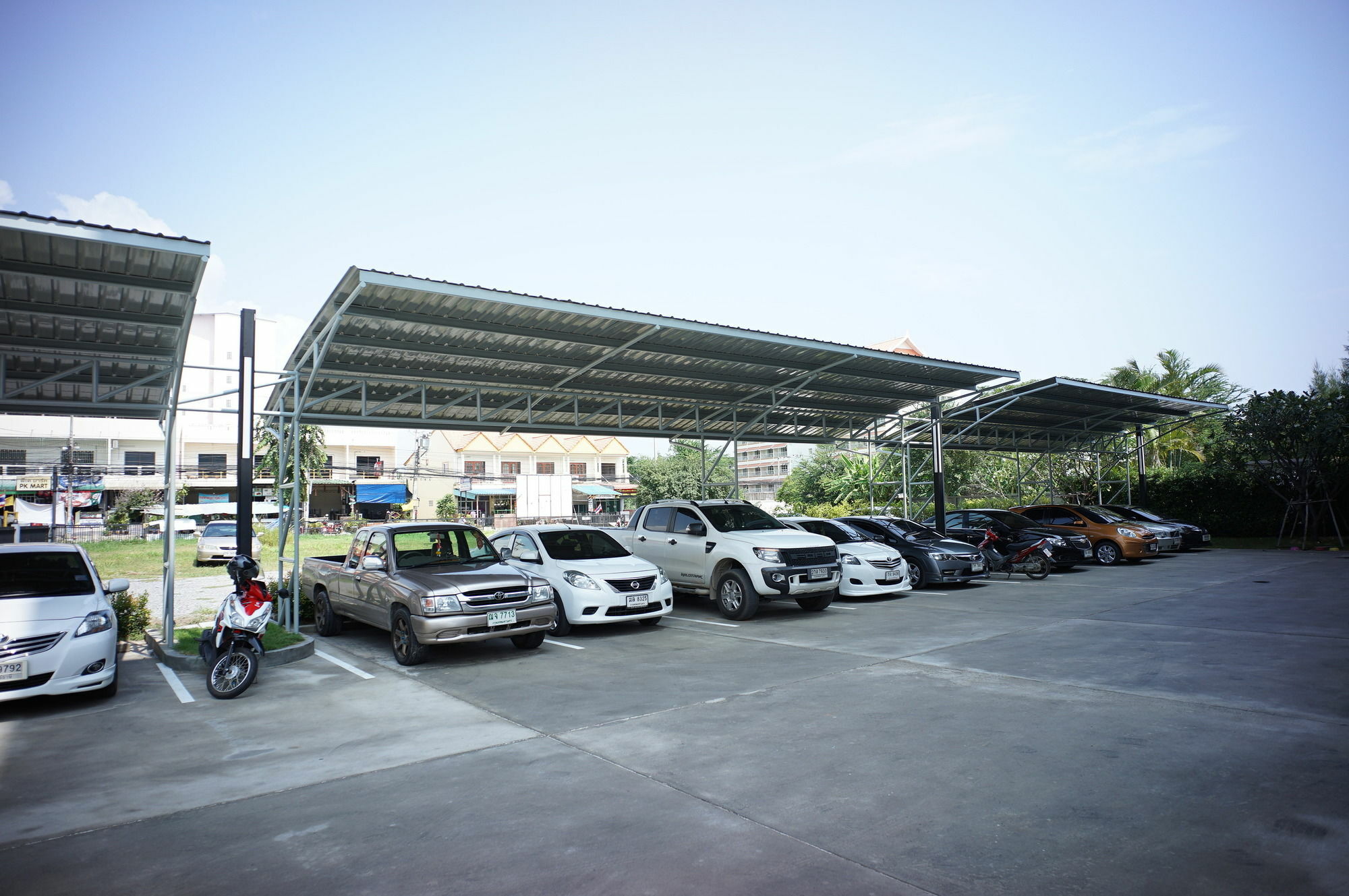 The Precious Aparthotel Hua Hin Exterior photo